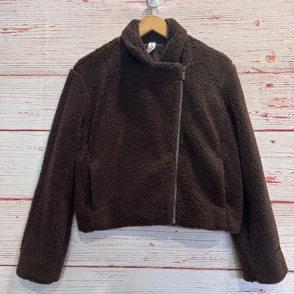 Lululemon Textured Fleece Collared Jacket in Espresso Sz 2 - Picture 10 of 16